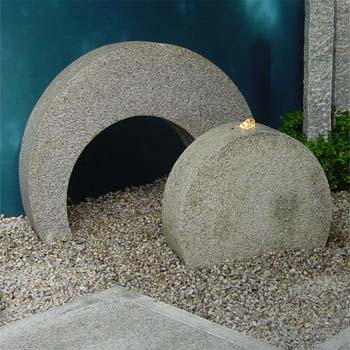 circle water feature